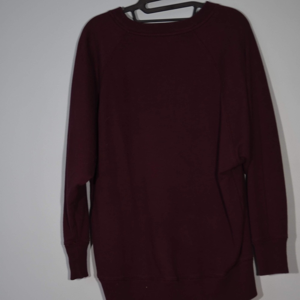 Oversized-fit burgundy sweatshirt